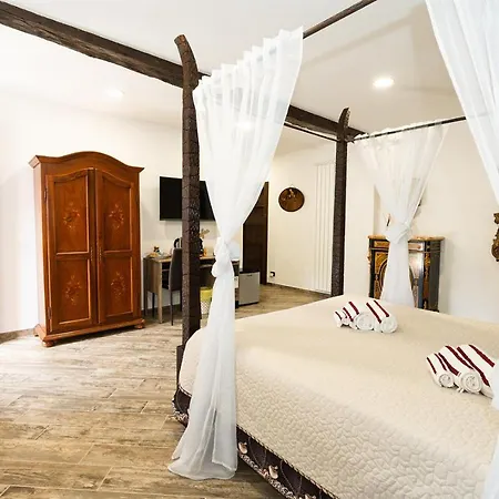 Margot Family * Venaria Reale